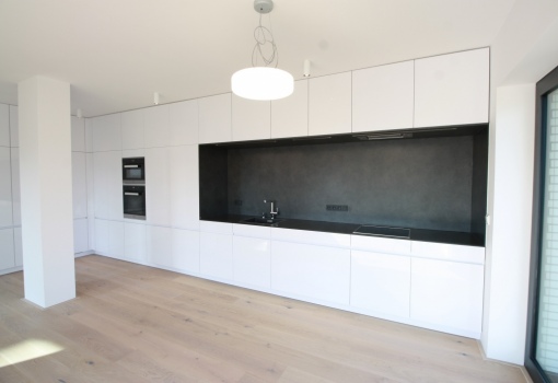 Luxusní byt k pronájmu Střešovice 193 m²