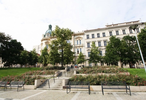 Byt k pronájmu Praha 3 - 61 m²