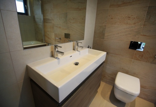 Byt na prodej u řeky Praha 8 - 98 m²