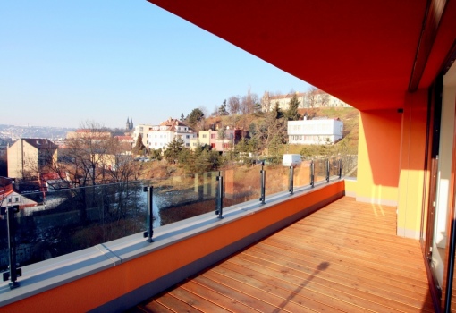 Luxusní byt v Podolí 184 m²