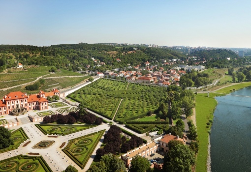 Luxusní byt s terasou Troja 72 m²